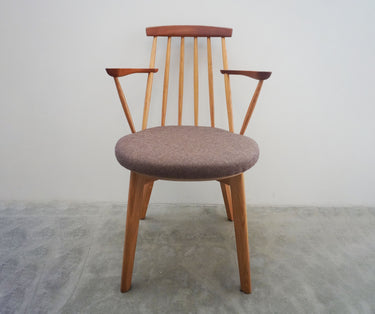 【サンプルセール：50%OFF】JASMINE Dining Chair (H armタイプ)